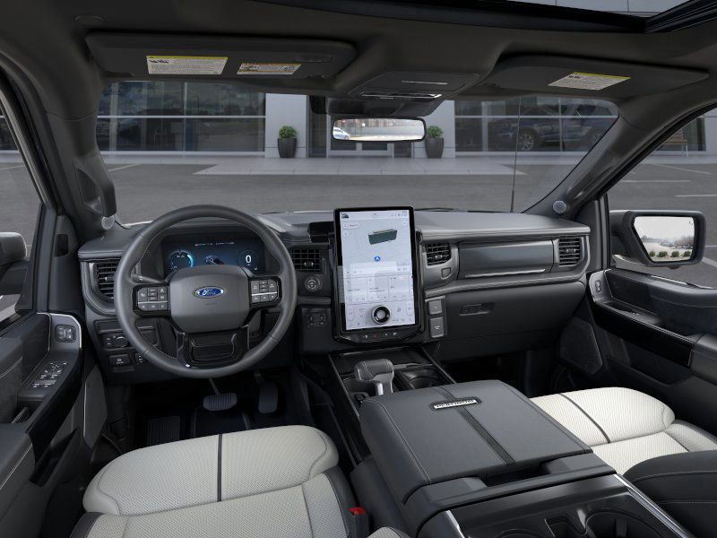 2025 Ford F-150 Lightning Platinum