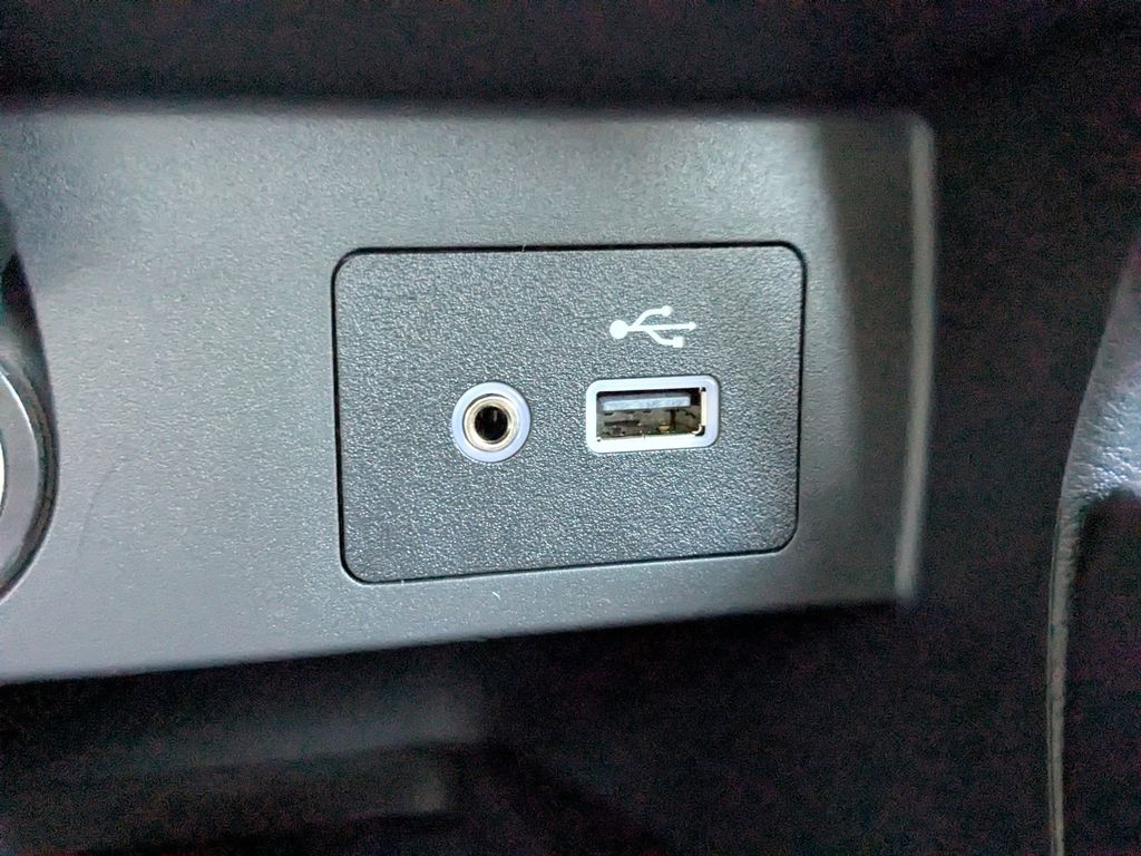 New 2025 Nissan Versa Sedan