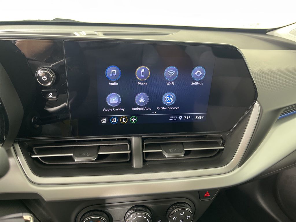 Thumbnail: 2025 Chevrolet Trax - 25