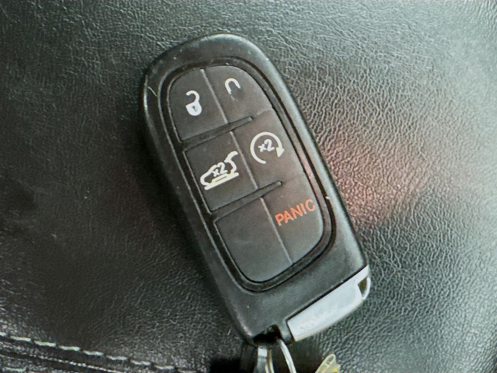 Used Car 2020 Jeep Cherokee  Limited For Sale Under $20,000 In Austin, Texas