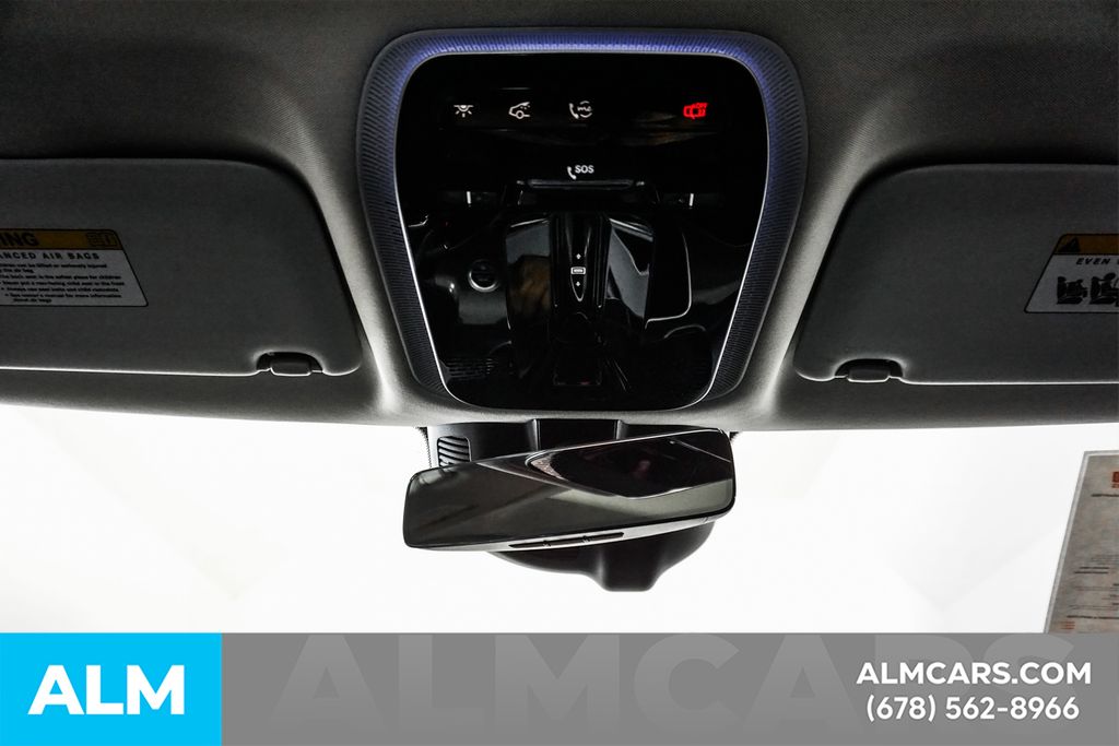 Used 2024  Mercedes-Benz C 300 image 50