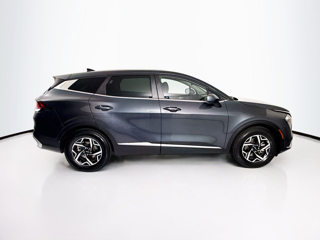 Thumbnail: 2023 Kia Sportage - 4