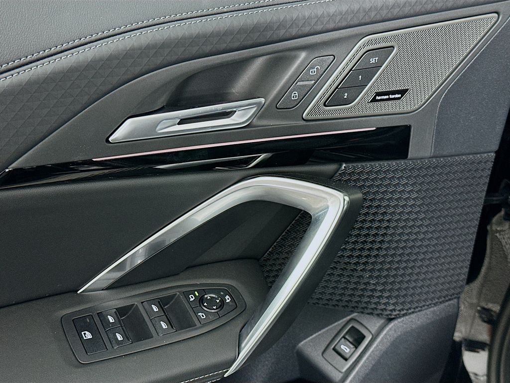 Thumbnail: 2026 BMW X2 - 20