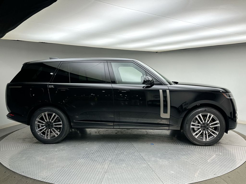 Thumbnail: 2026 Land Rover Range Rover - 4