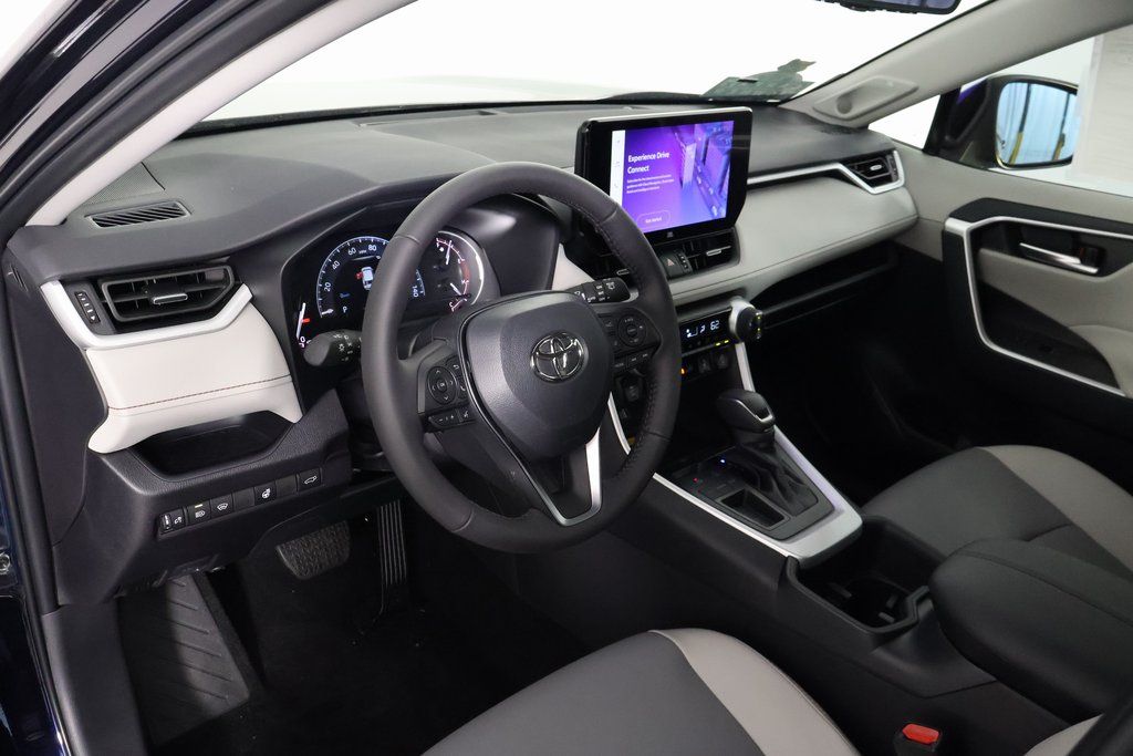 Thumbnail: 2025 Toyota RAV4 - 7