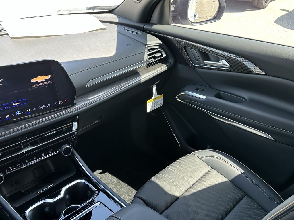 new 2026 Chevrolet Traverse car, priced at $53,495