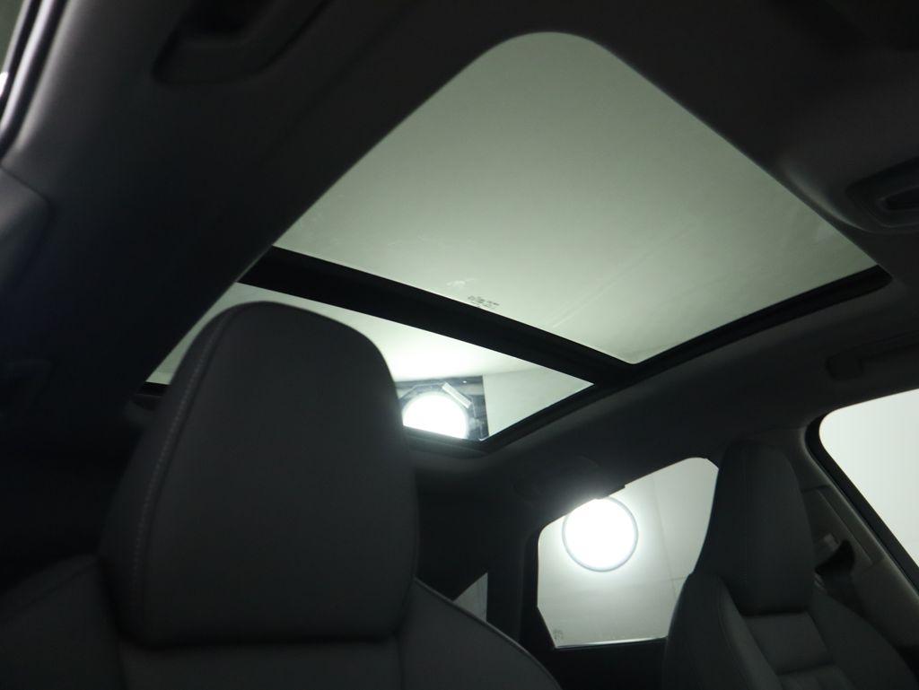 Thumbnail: 2025 Audi Q5 - 19