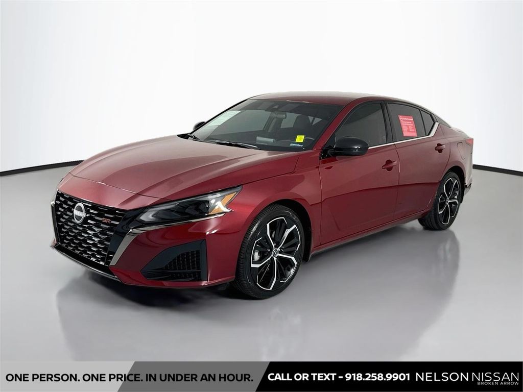 Red (Scarlet Ember) 2025 Nissan Altima Sedan Front-Wheel Drive Continuously Variable Transmission