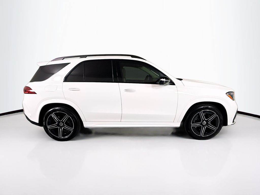 Thumbnail: 2026 Mercedes-Benz GLE - 4
