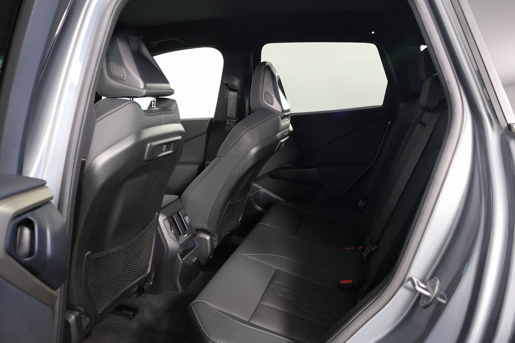 Thumbnail: 2025 BMW X3 - 11