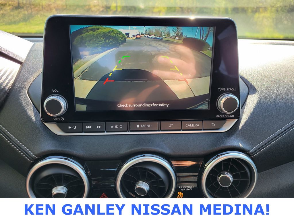 2023 Nissan Sentra SV photo