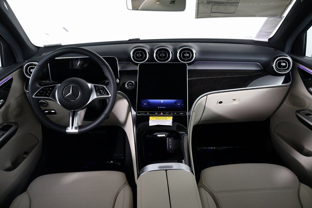 Thumbnail: 2026 Mercedes-Benz GLC - 4