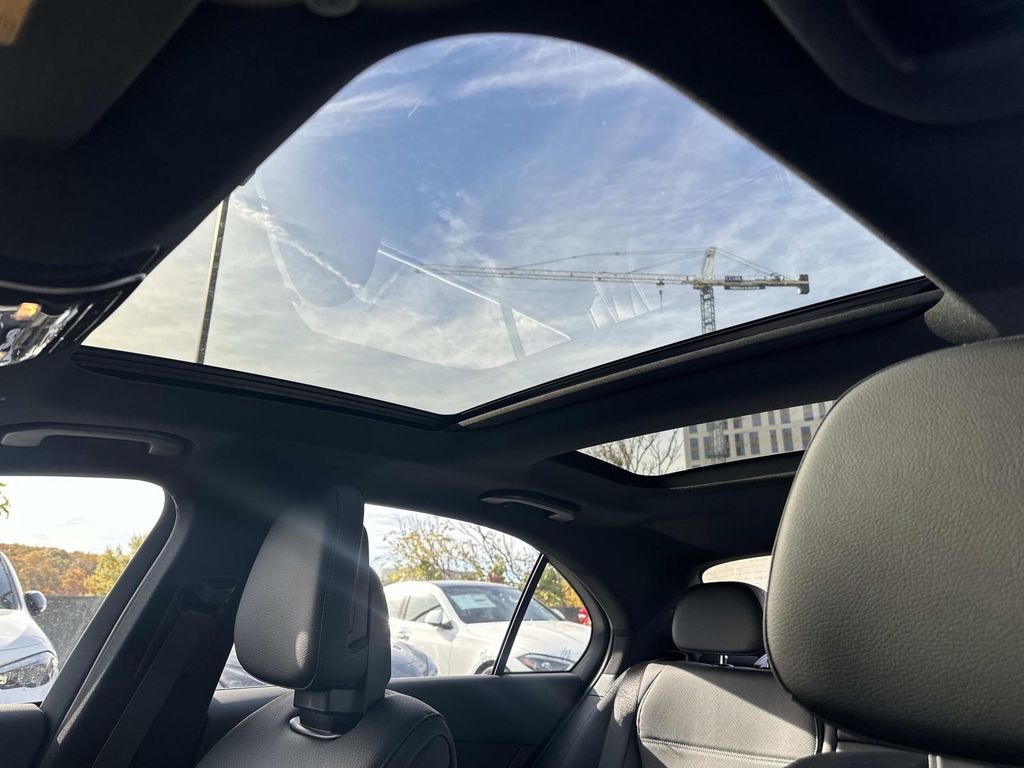 Thumbnail: 2025 Mercedes-Benz C-Class - 17