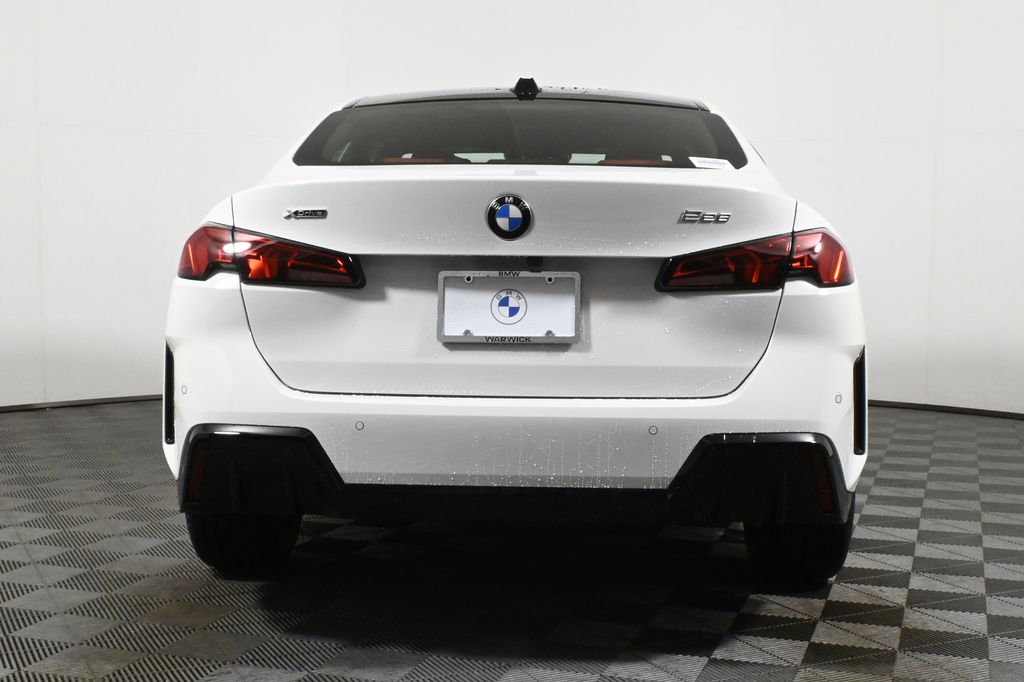 Thumbnail: 2025 BMW 2 Series - 6