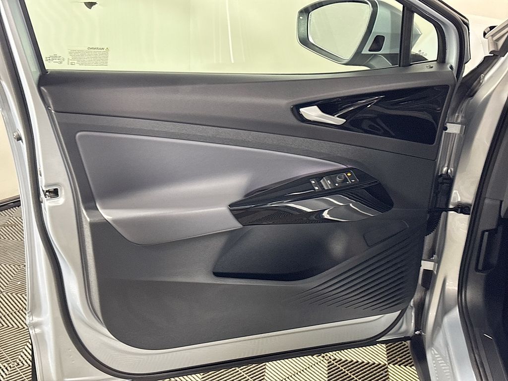 2022 Volkswagen ID.4 Pro