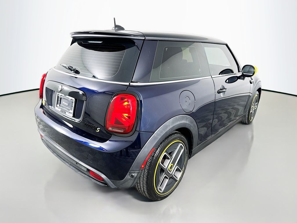 Thumbnail: 2022 MINI Cooper - 5