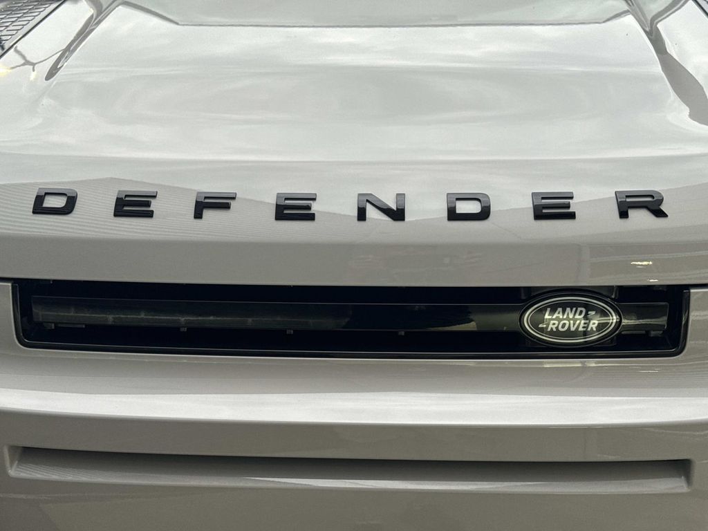 New 2026 Gray Land Rover X-Dynamic SE image 10