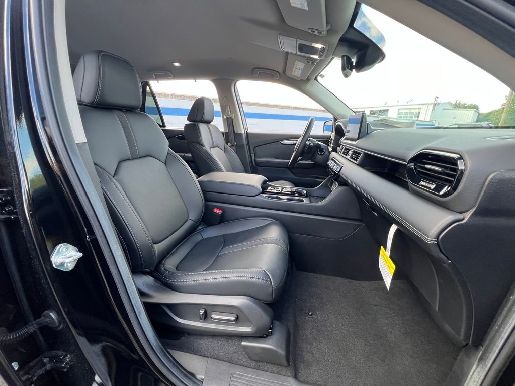 Thumbnail: 2025 Honda Pilot - 26