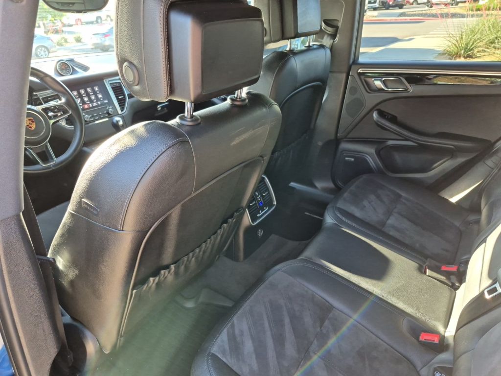 Used Car 2018 Porsche Macan  For Sale Under $25,000 In Austin, Texas