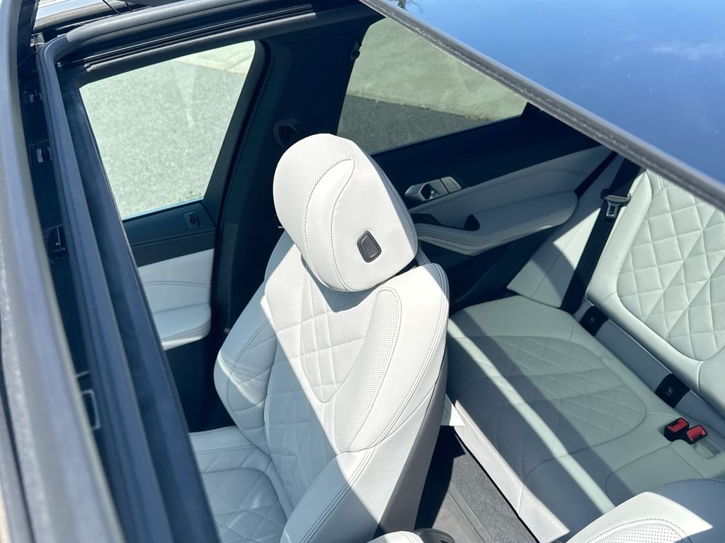 2025 BMW X5 xDrive40i 22