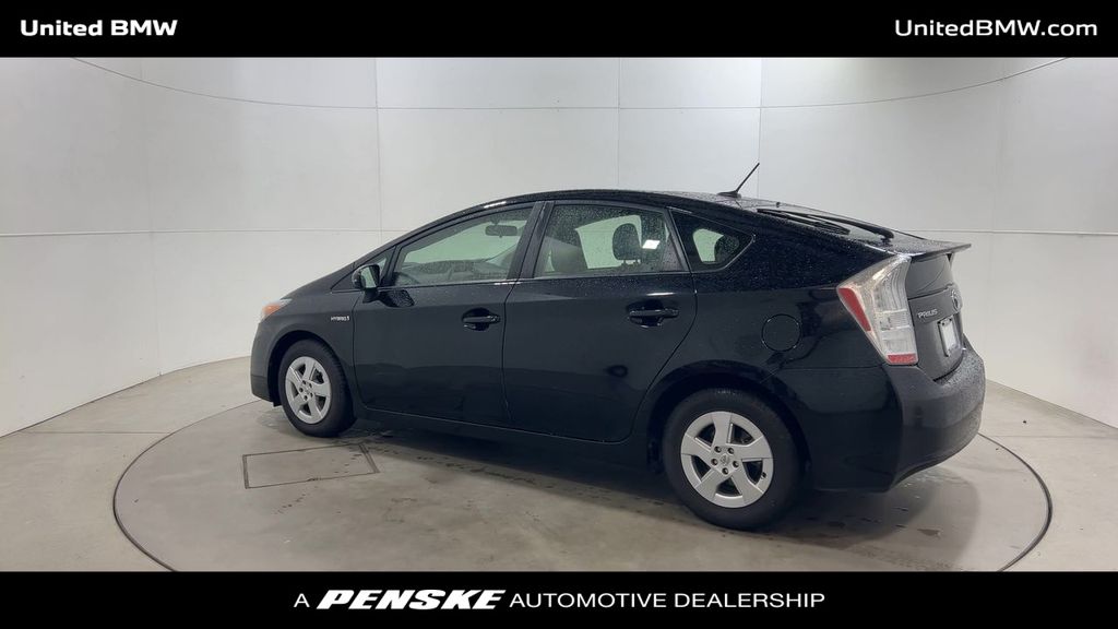 2011 Toyota Prius  6