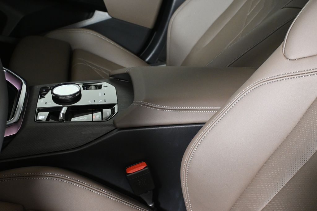 Thumbnail: 2026 BMW X3 - 24