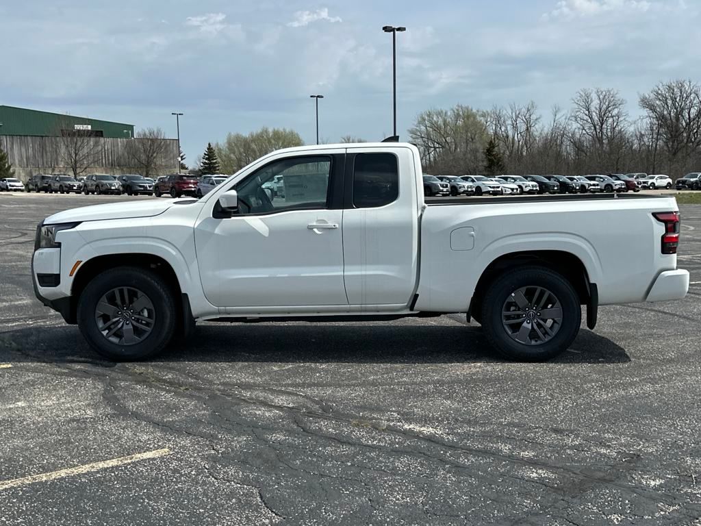 2025 Nissan Frontier SV photo