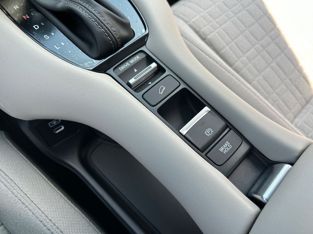 Thumbnail: 2026 Honda HR-V - 31