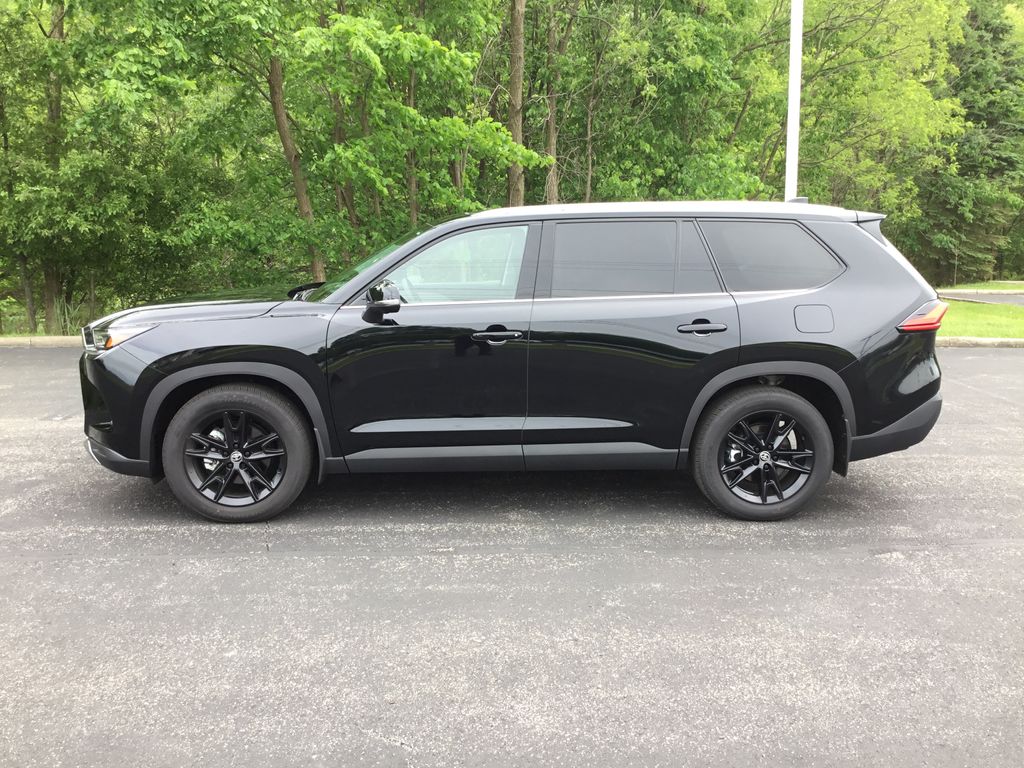 2024 Toyota Grand Highlander Platinum 2