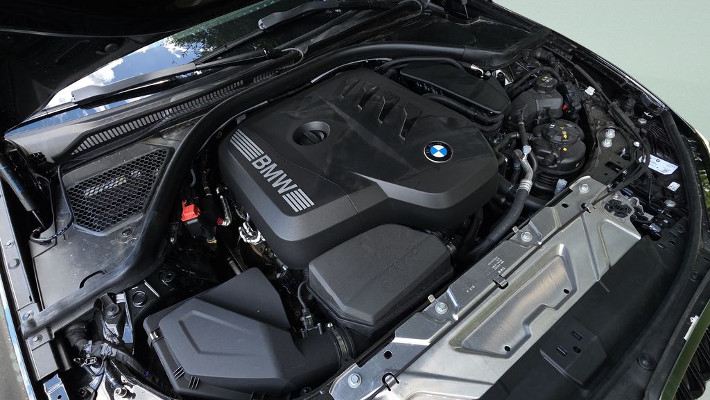 New 2026 Black BMW 330i image 24