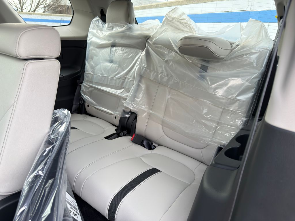 Thumbnail: 2026 Honda Pilot - 21