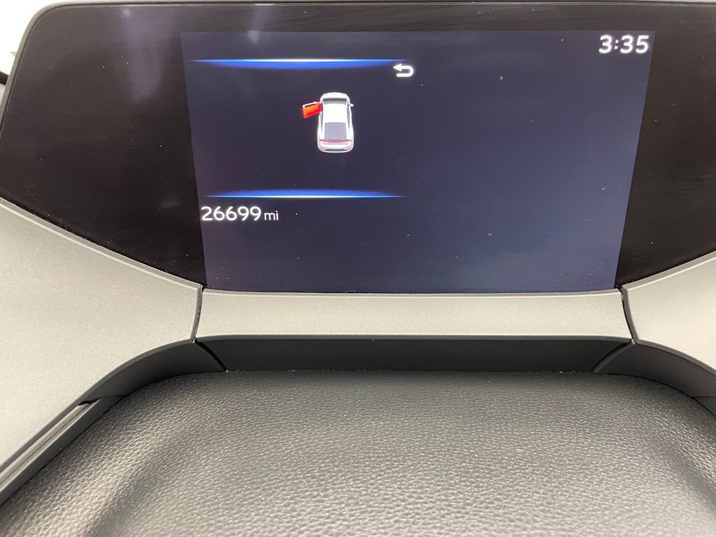 2023 Toyota Prius Limited 24