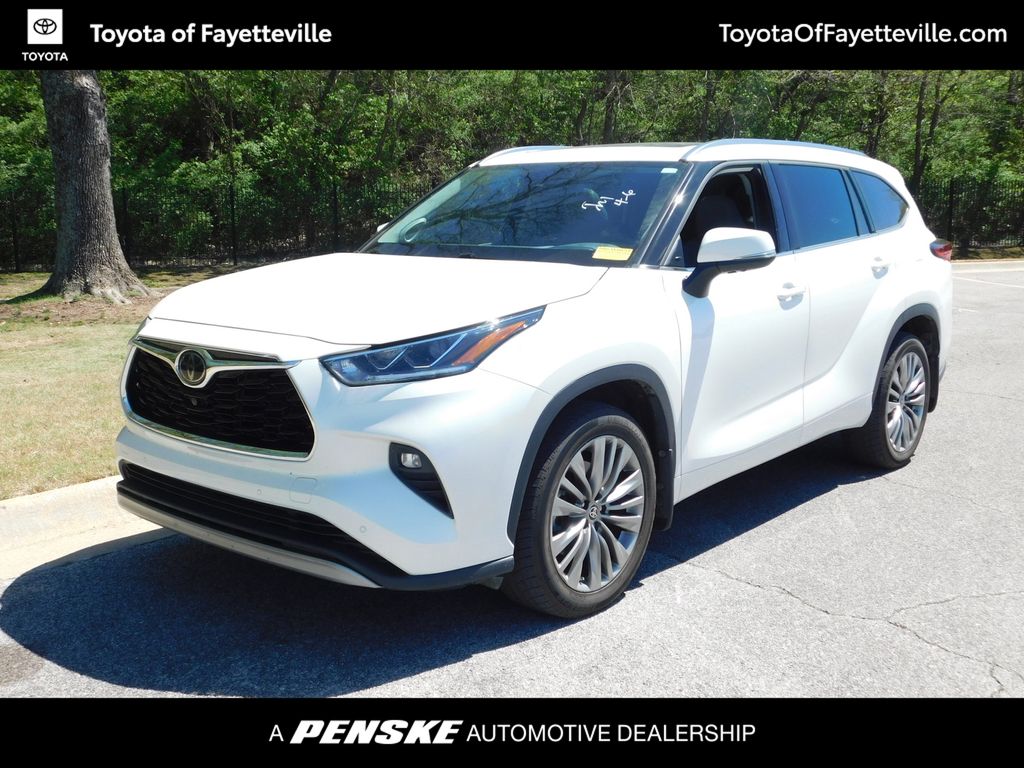 2021 Toyota Highlander Platinum -
                  Fayetteville, AR