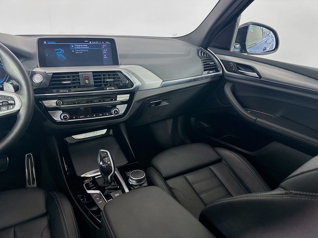 Thumbnail: 2021 BMW X3 - 24