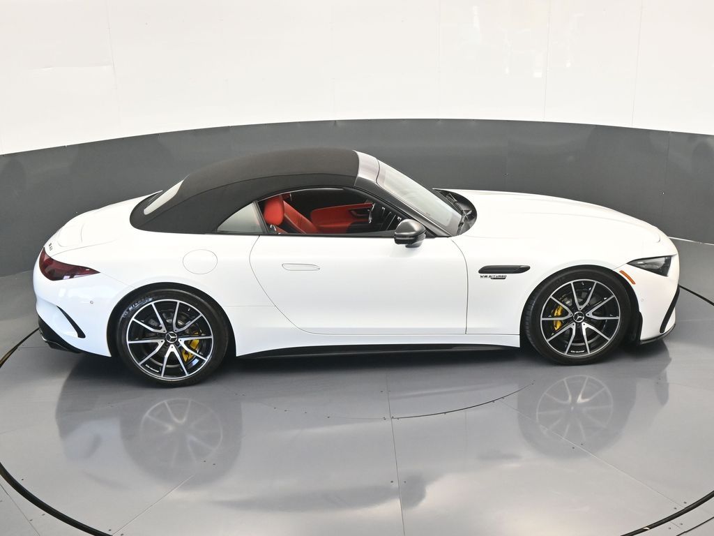 Used 2022 White Mercedes-Benz SL 63 AMG® image 62