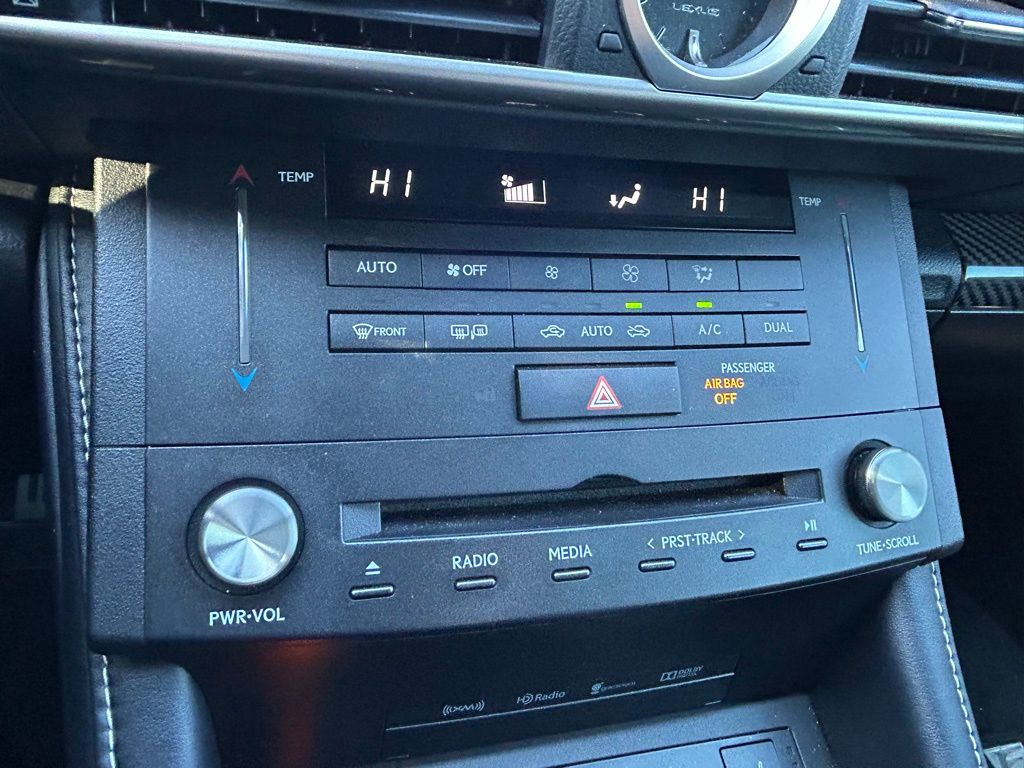 Thumbnail: 2016 Lexus RC - 27