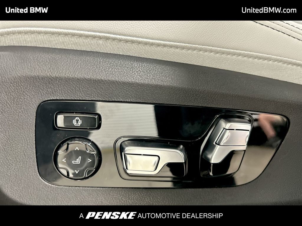 2026 BMW X5 xDrive50e 12