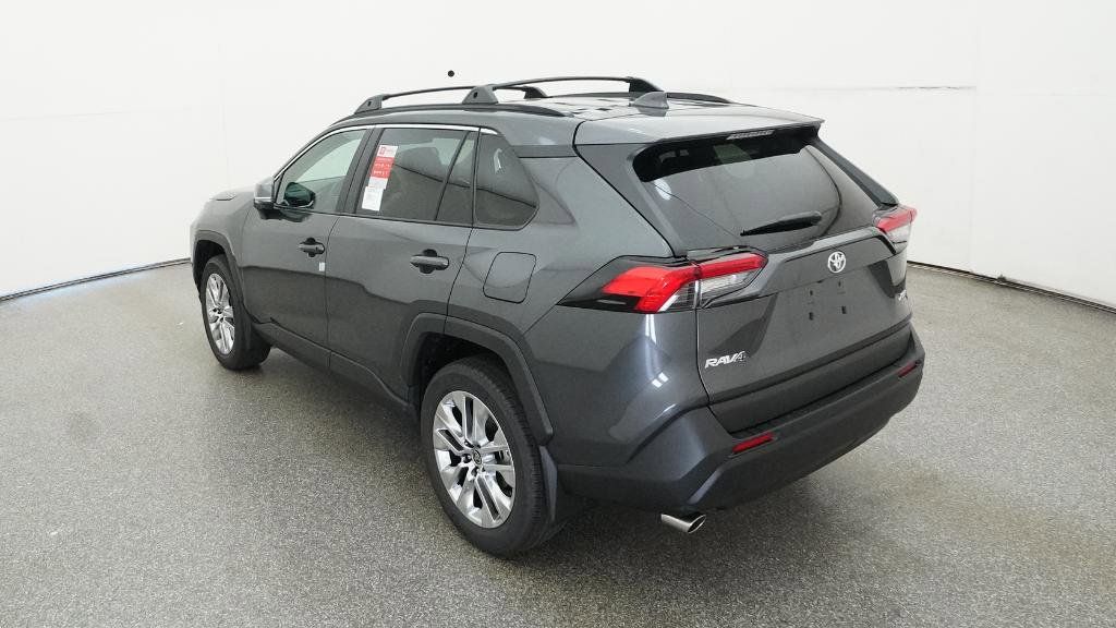 Thumbnail: 2025 Toyota RAV4 - 31