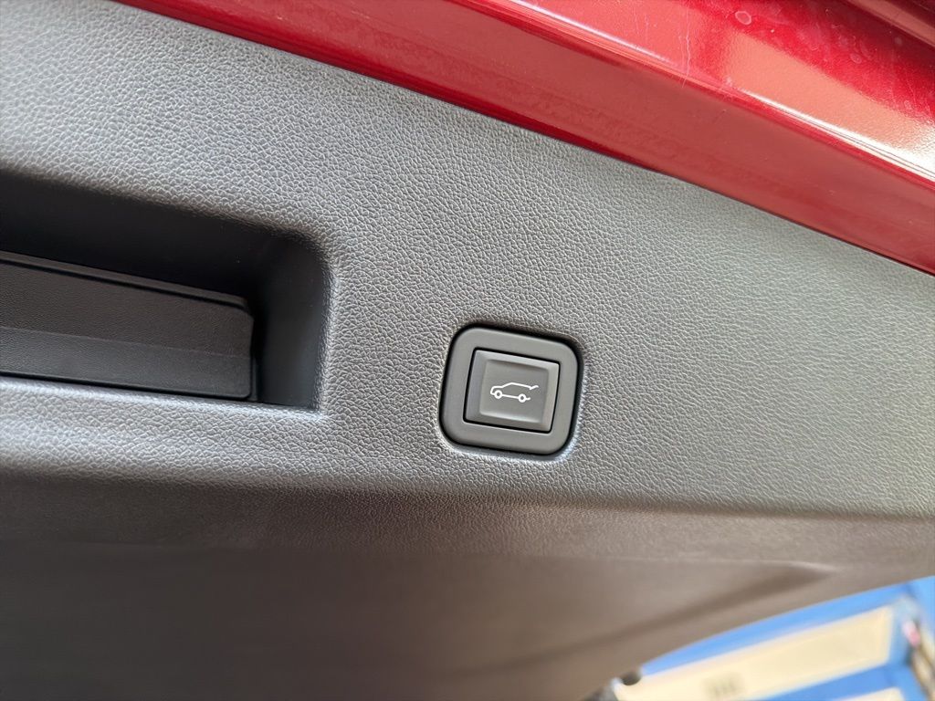 Thumbnail: 2026 Buick Enclave - 24