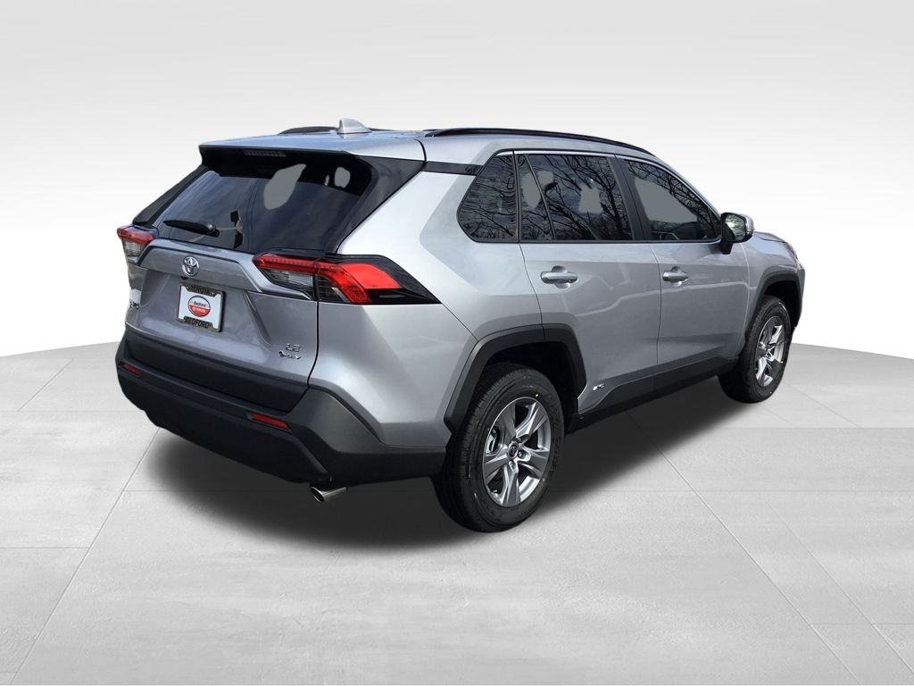 Thumbnail: 2025 Toyota RAV4 - 5