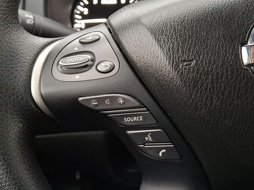 Thumbnail: 2020 Nissan Pathfinder - 21