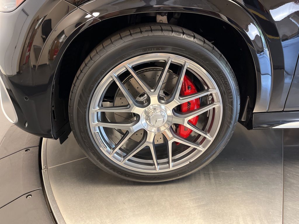 Thumbnail: 2026 Mercedes-Benz GLE - 10