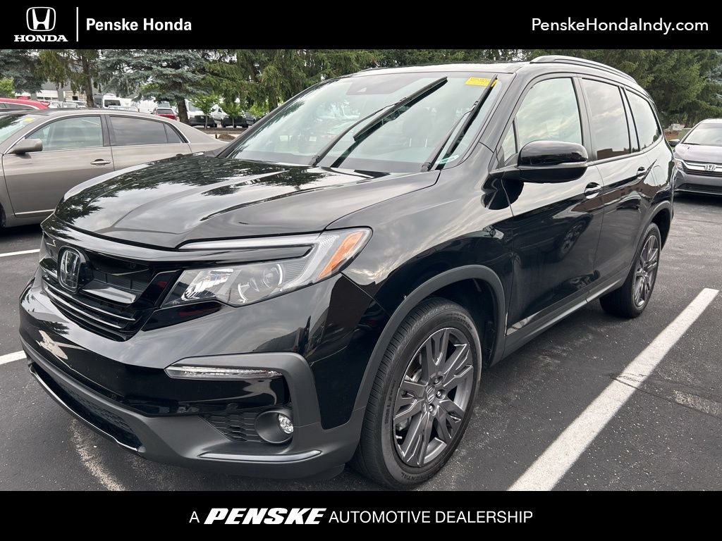 2022 Honda Pilot Sport Hero Image