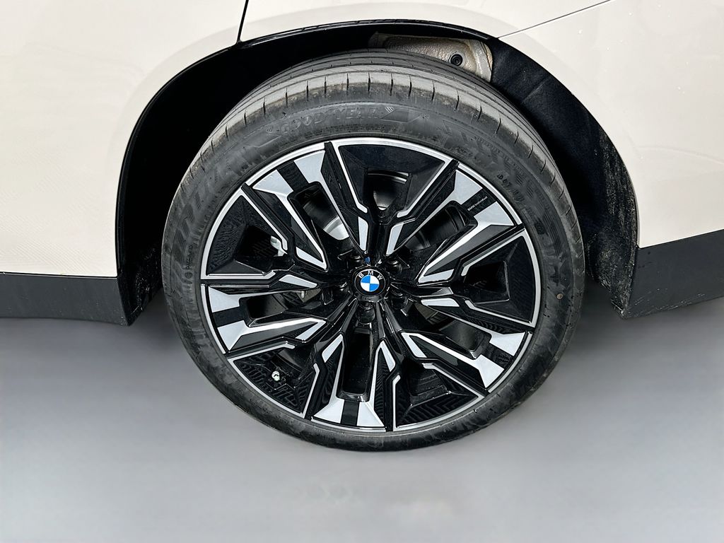 Thumbnail: 2025 BMW X3 - 23