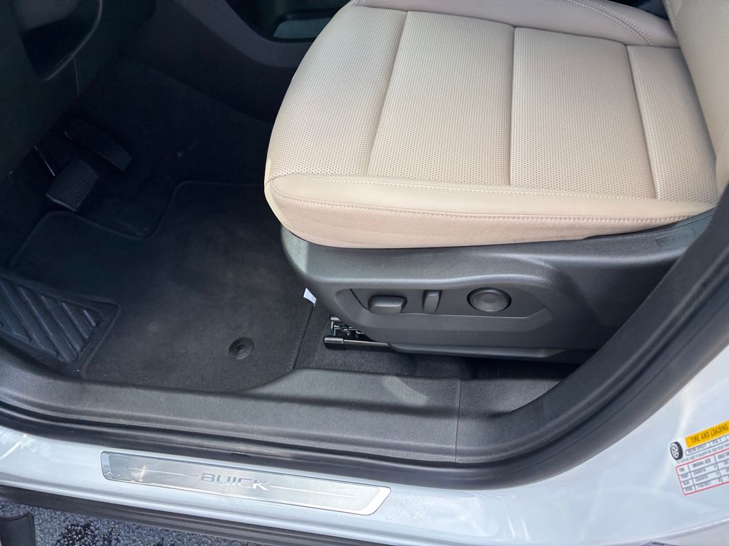 Used Car 2025 Buick Envision  Preferred For Sale Under $35,000 In Austin, Texas