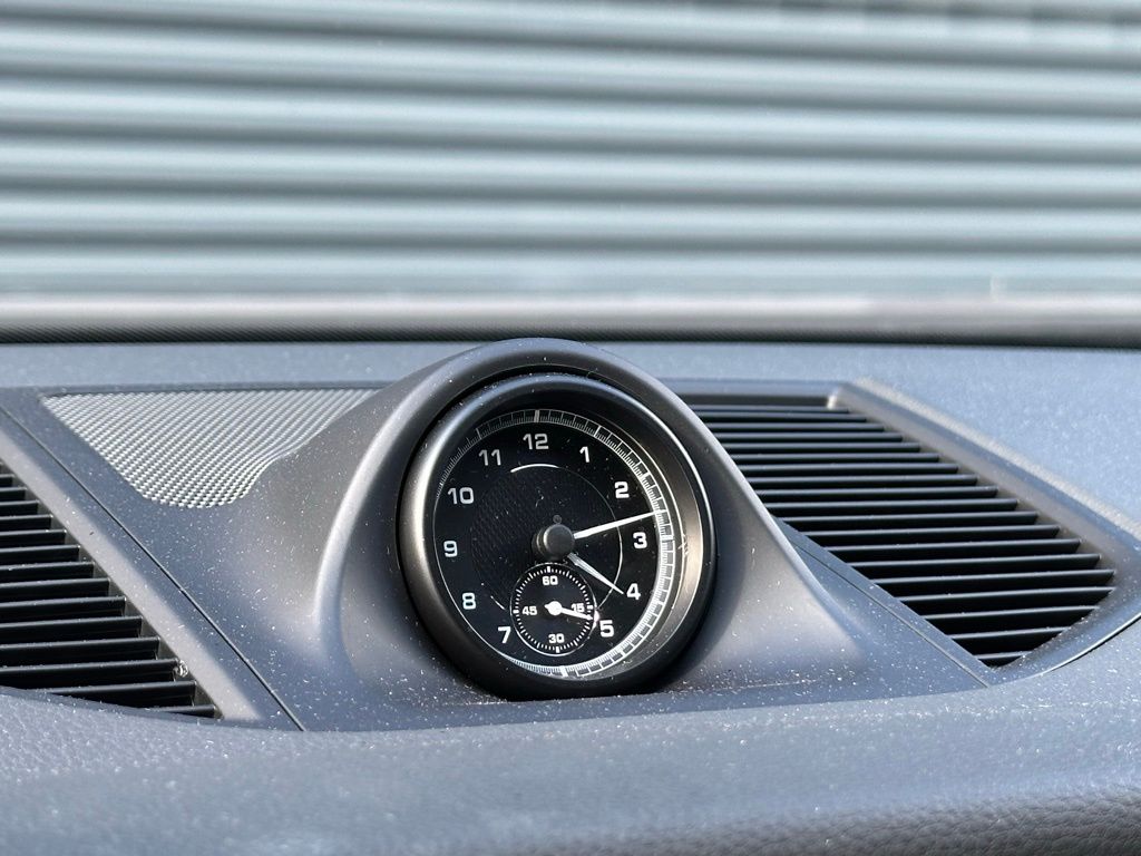 Thumbnail: 2024 Porsche Macan - 32