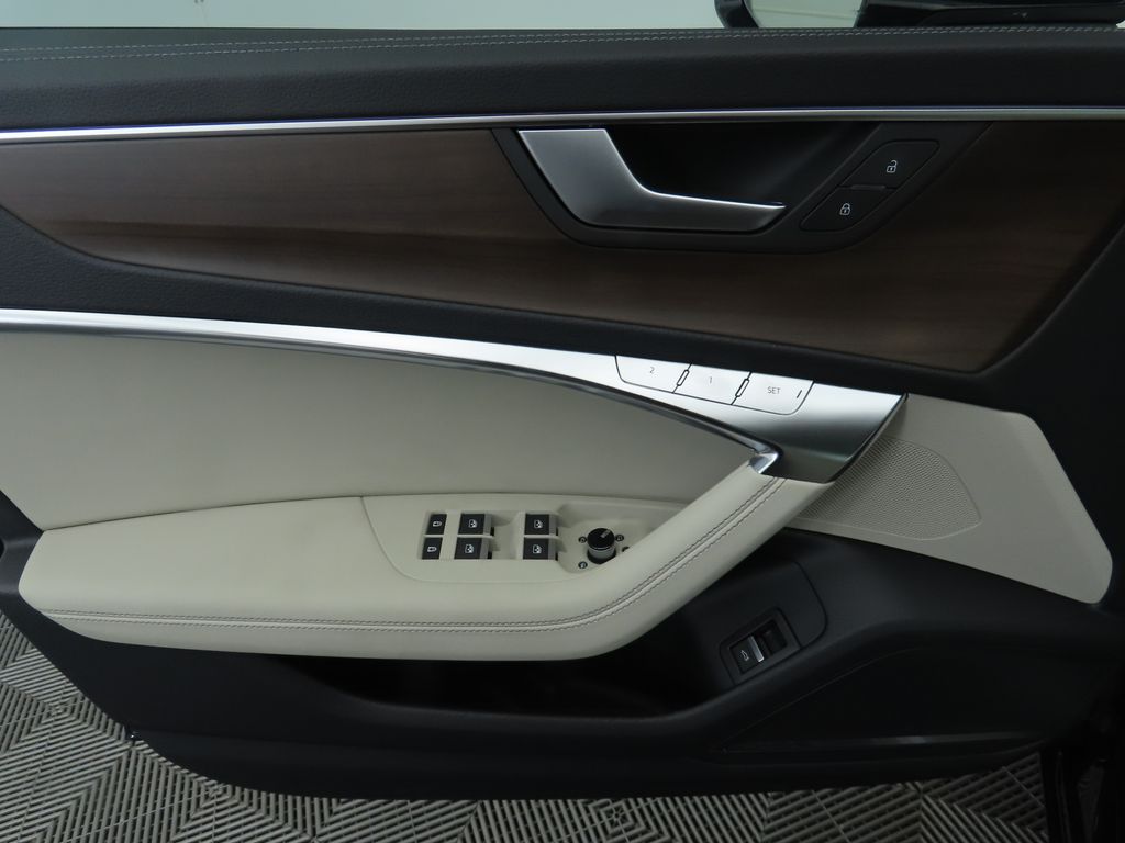 2025 Audi A6  26