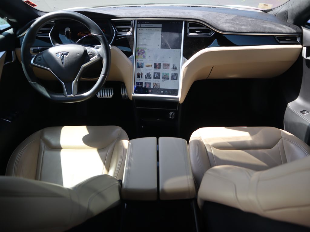 2014 Tesla Model S P85D 7
