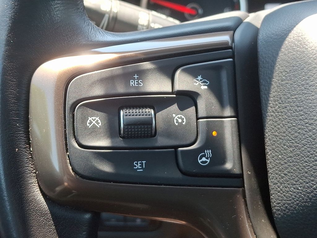 2021 Chevrolet Suburban High Country 23