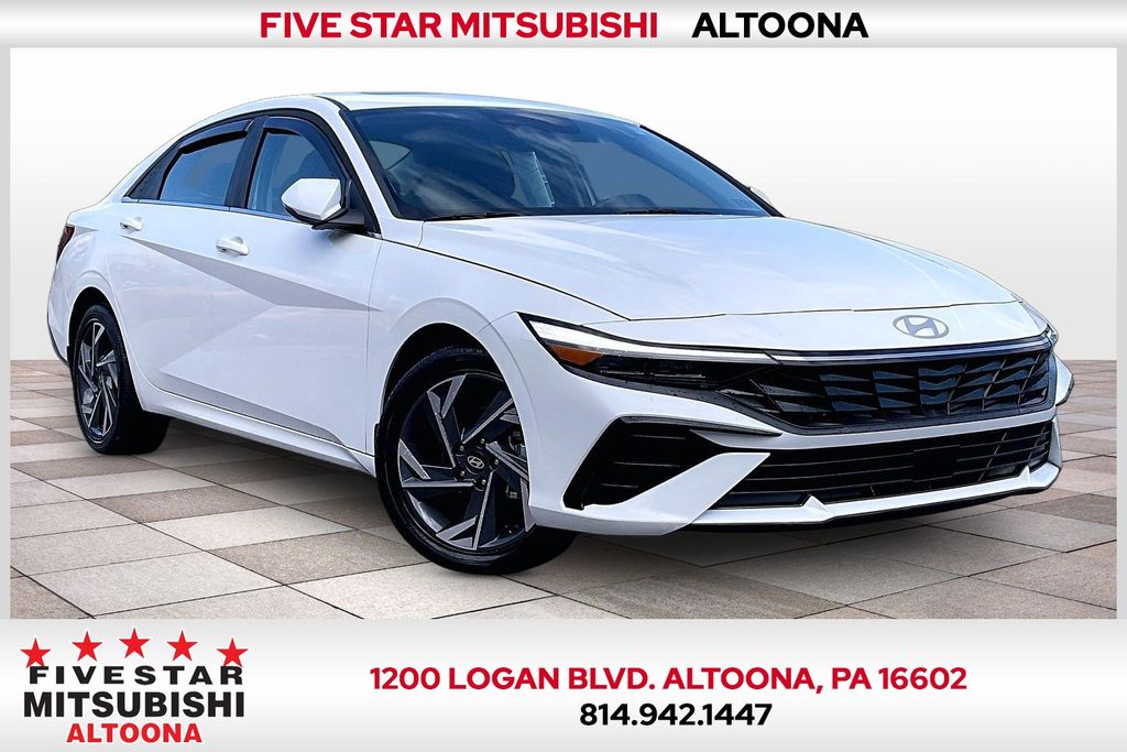 2025 Hyundai Elantra Hybrid Limited FWD